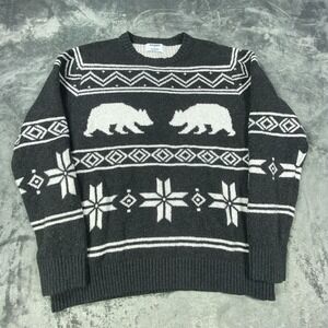 Old Navy Sweater Womens M Gray Bear Western So Soft Crew Neck Aztec Geometric